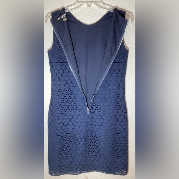 Karl Lagerfeld Paris Dress with Bow Detailed Navy Blue size 2 Midi Lined - Picture 5 of 5